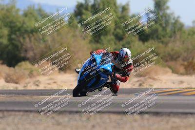 media/Nov-06-2022-SoCal Trackdays (Sun) [[208d2ccc26]]/Turn 7 Set 2 (1050am)/